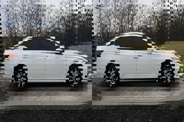 Used 2021 Nissan Altima 2.5 S image 4