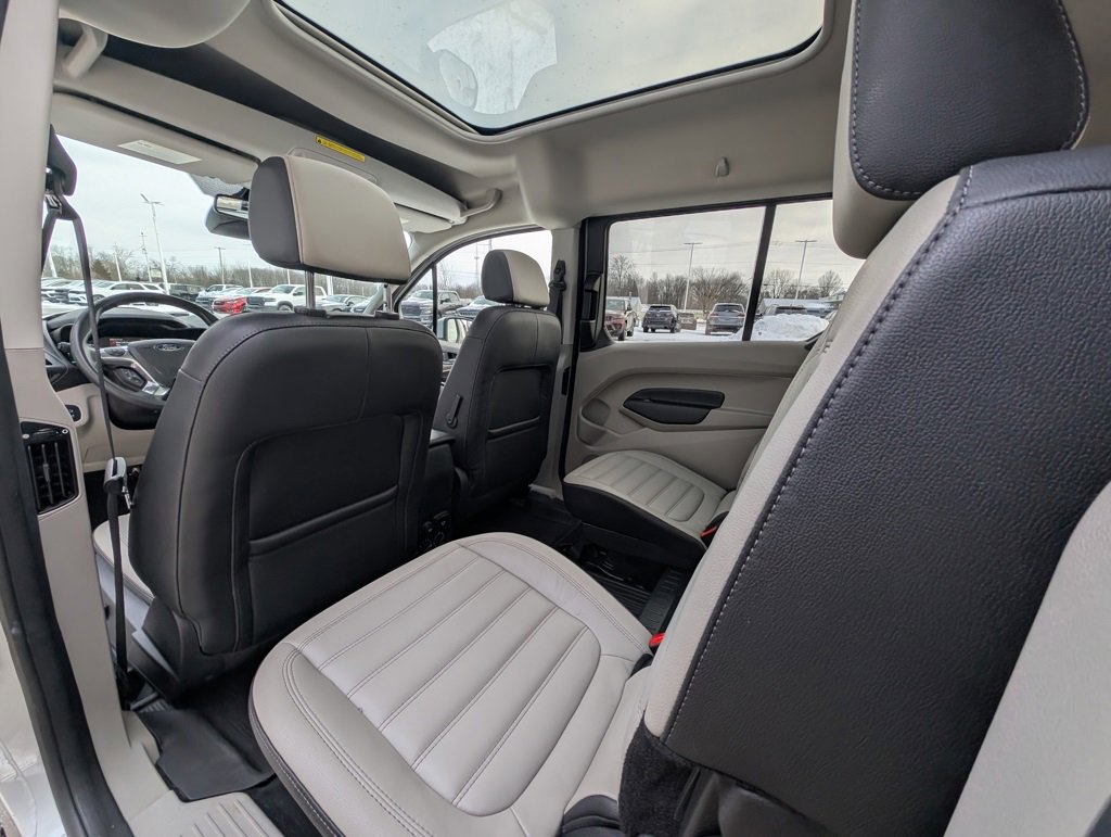 Used 2020 Ford Transit Connect Titanium w/ Trailer Tow Package image 16