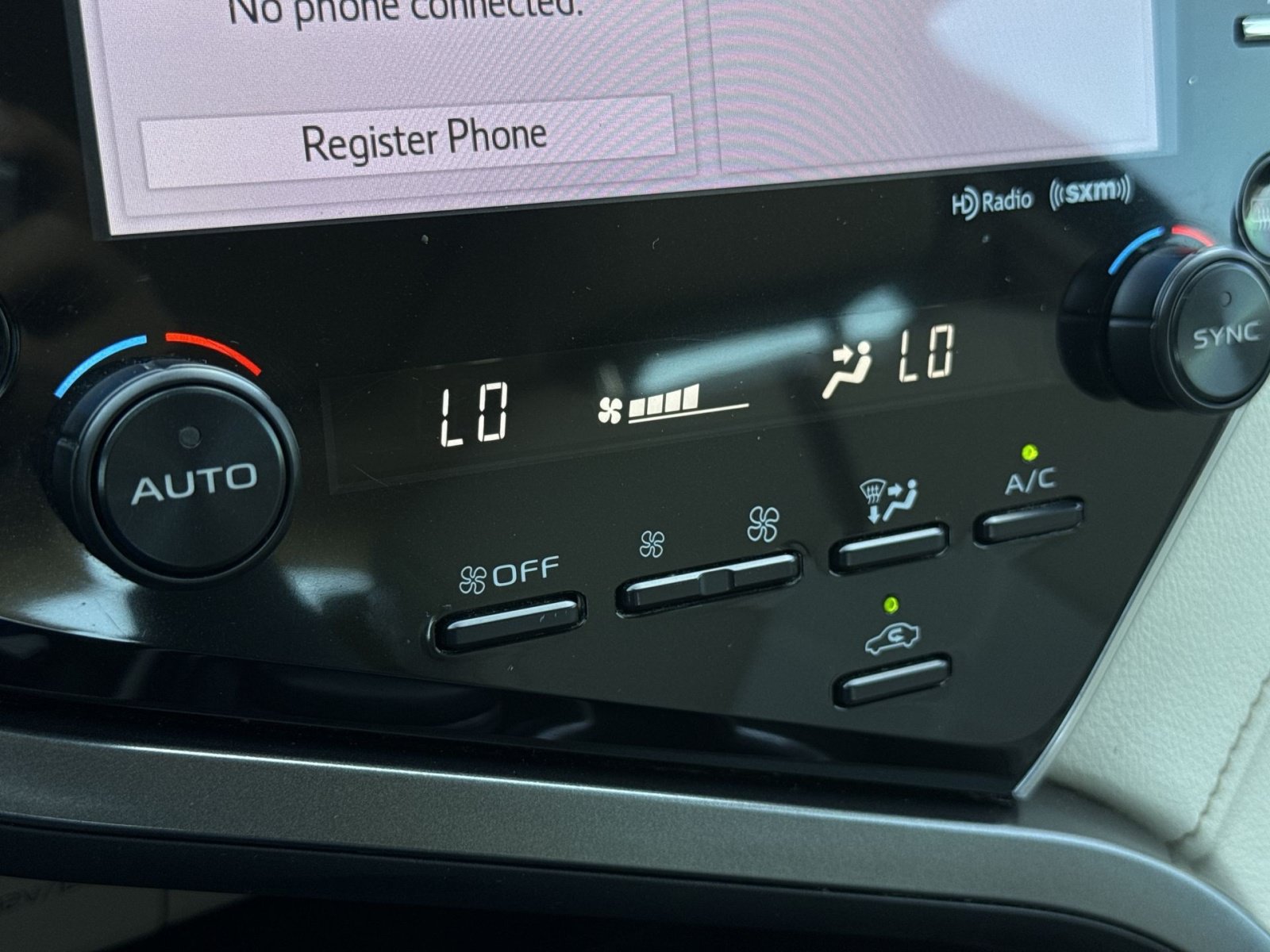 Used 2018 Toyota Camry XLE w/ Audio Package FWD image 21