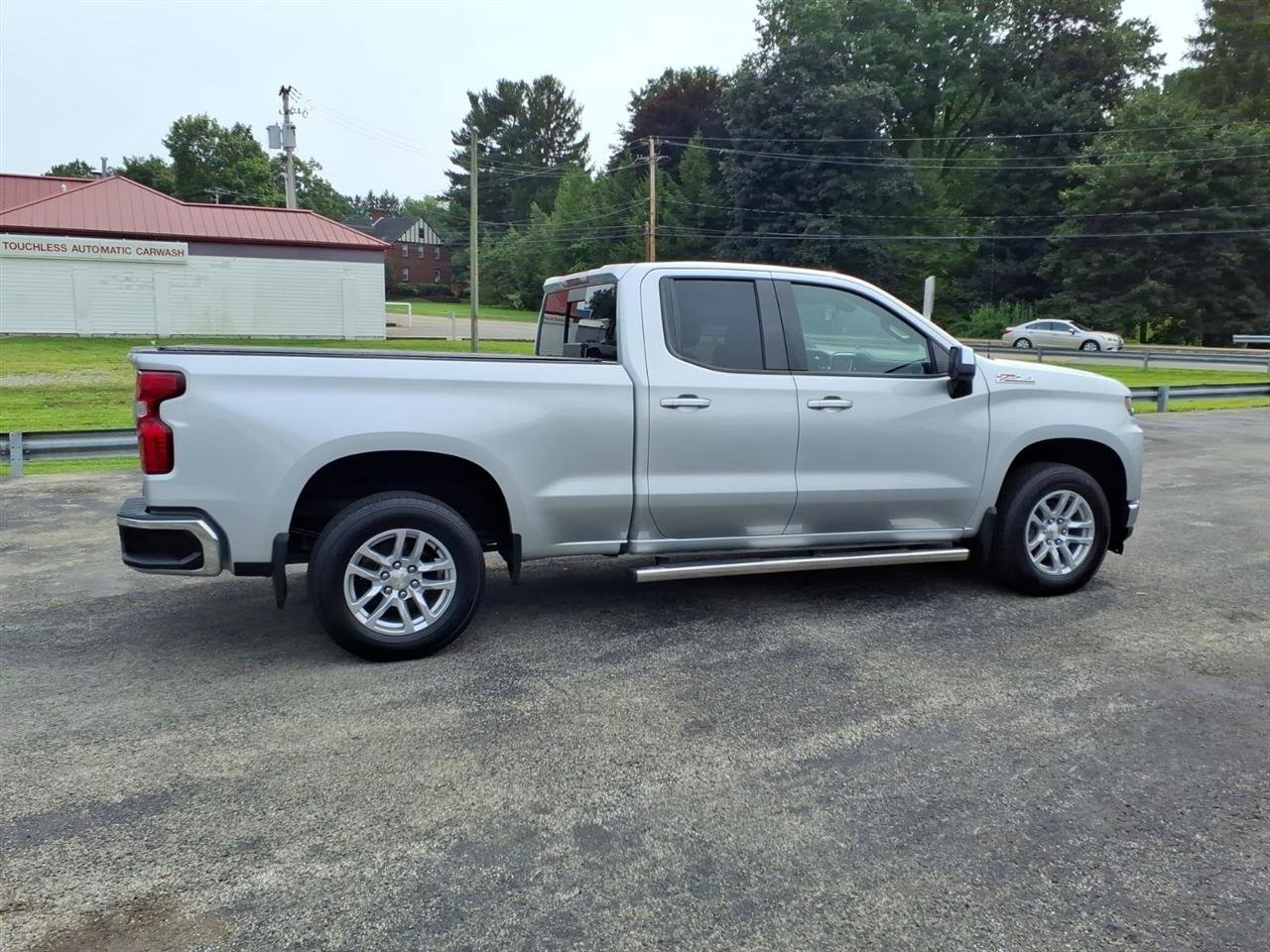 Used 2019 Chevrolet Silverado 1500 LT w/ All-Star Edition AWD/4WD image 4
