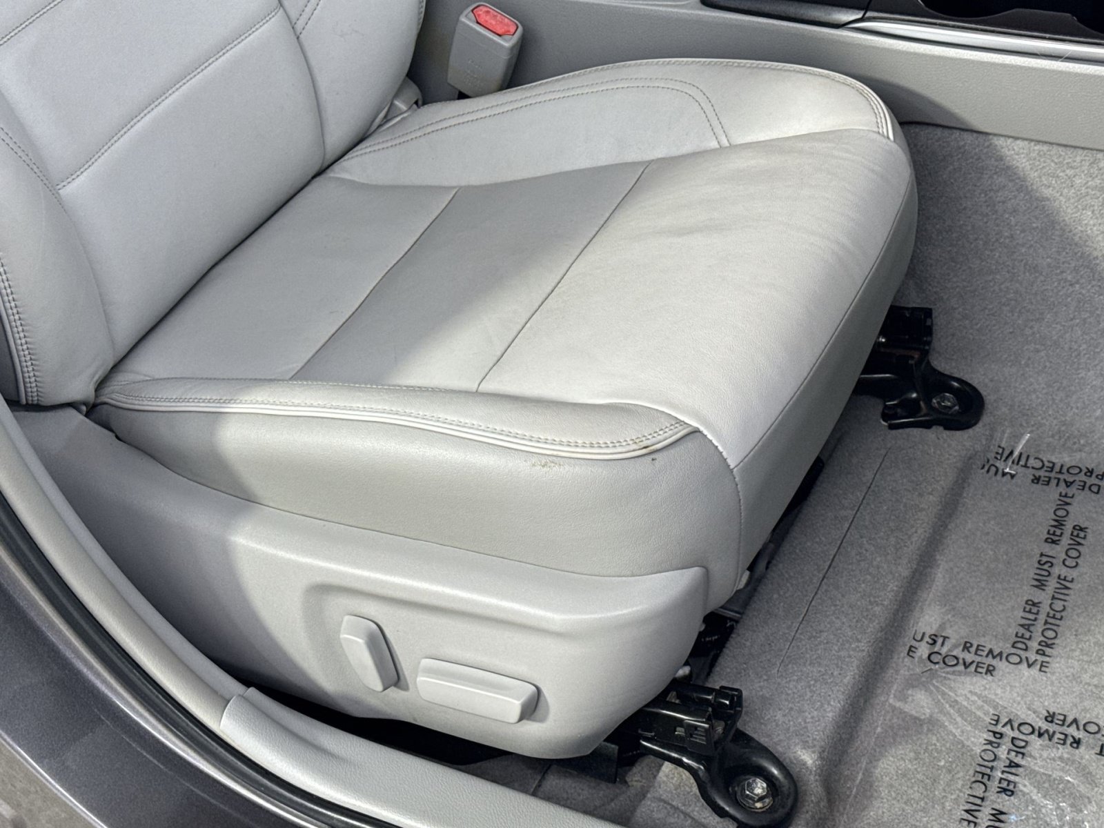 Used 2015 Toyota Camry XLE w/ Moonroof Package FWD image 39