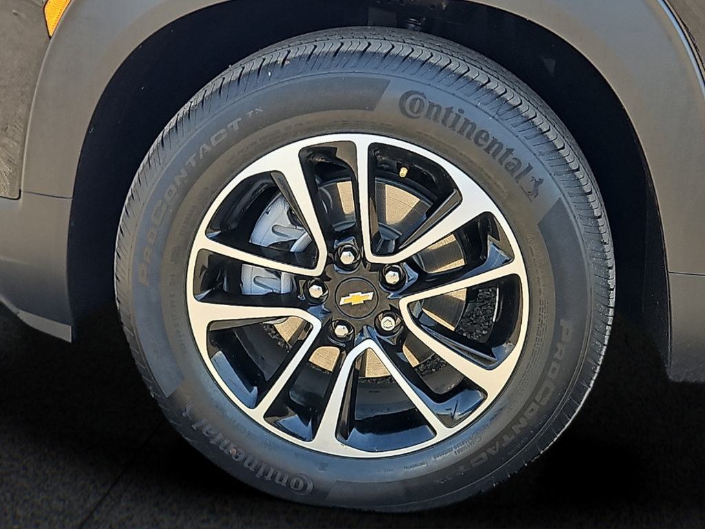 Used 2025 Chevrolet TrailBlazer LT w/ Convenience Package FWD image 8