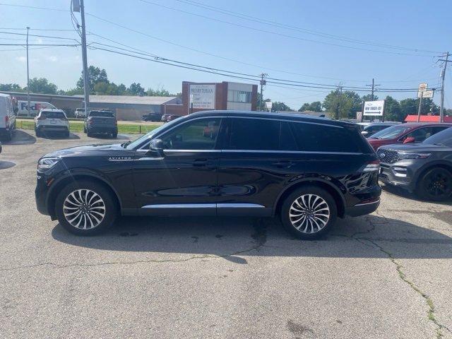 Used 2022 Lincoln Aviator Reserve w/ Elements Package Plus image 3