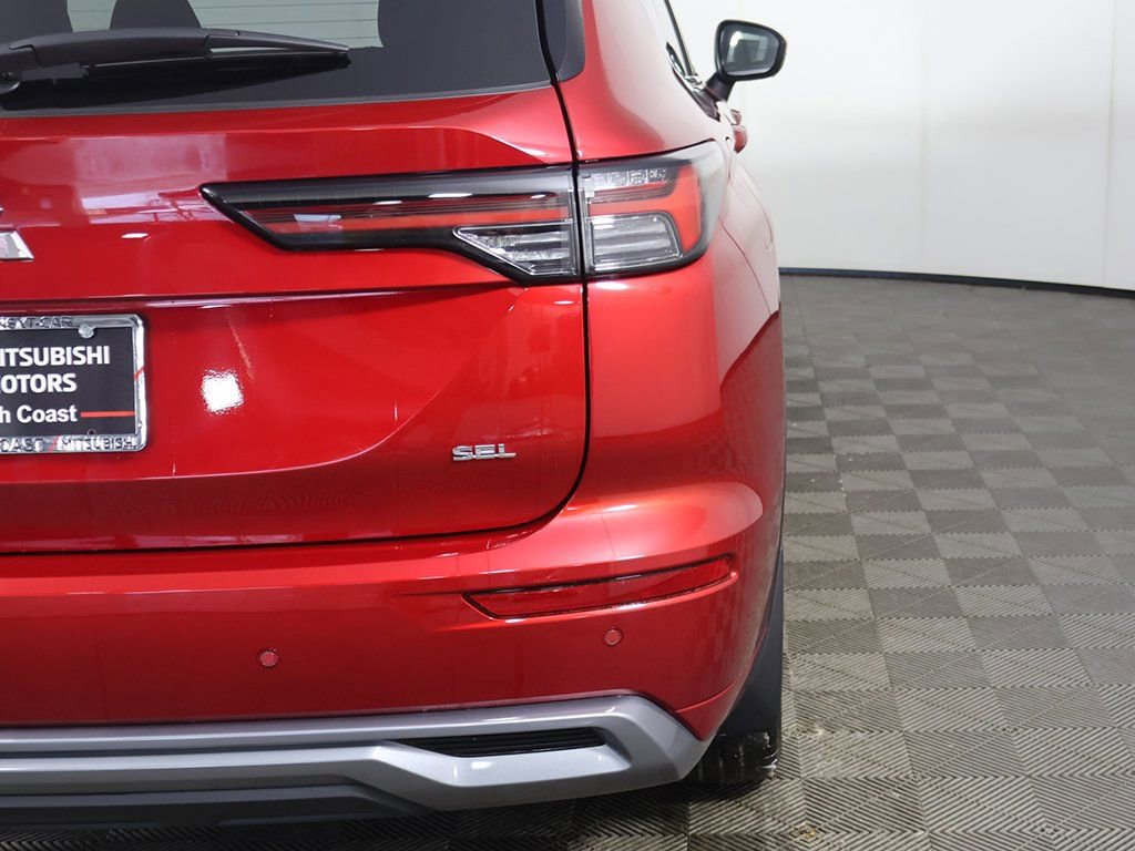 New 2026 Mitsubishi Outlander SEL FWD image 22