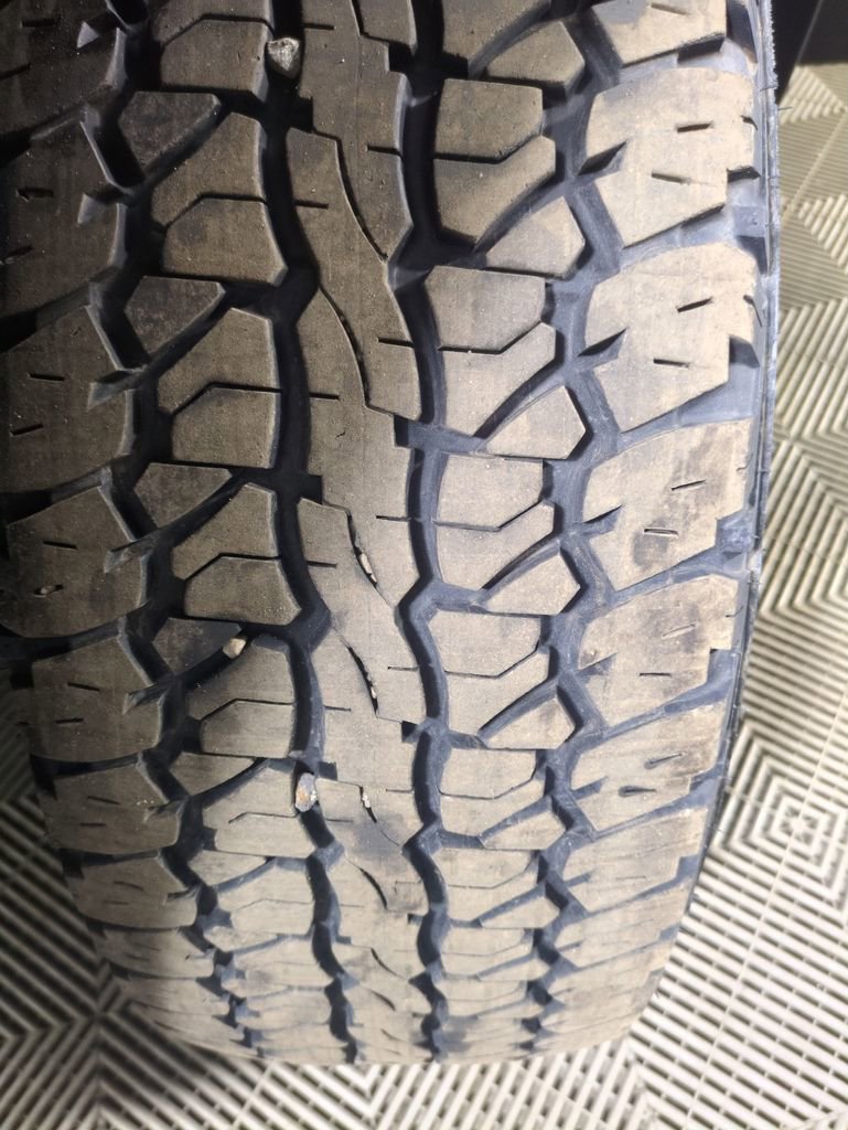 Used 2022 Jeep Cherokee Trailhawk w/ Premium Leather Package image 26