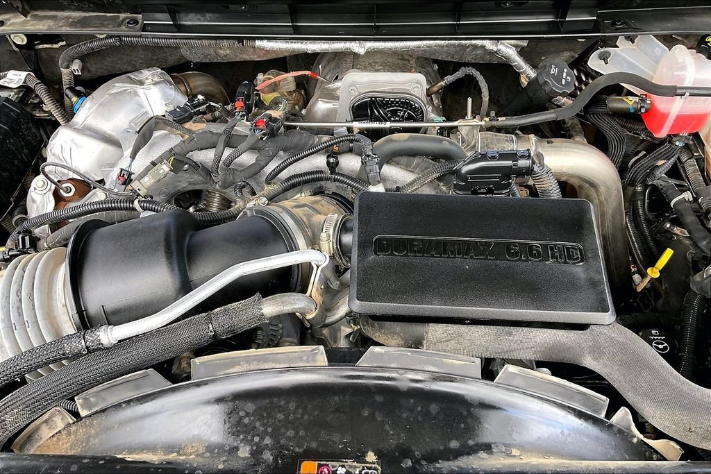 Used 2025 Chevrolet Silverado 2500 High Country w/ High Country Premium Package AWD/4WD image 32