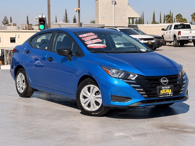 Used 2024 Nissan Versa S FWD image 2