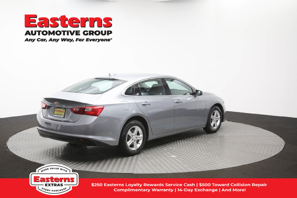 Used 2024 Chevrolet Malibu LT FWD image 43
