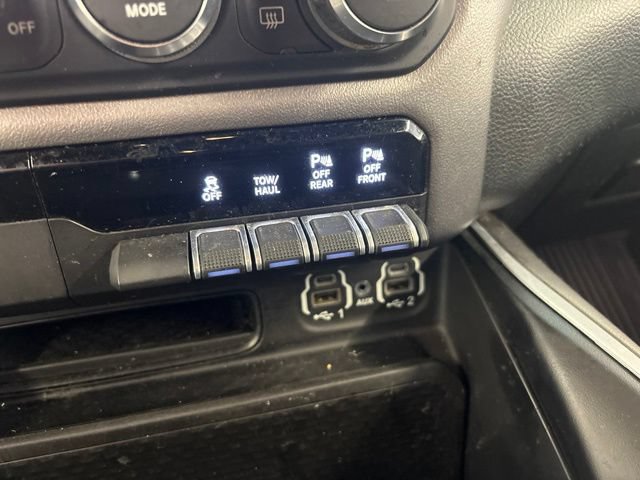 Used 2023 RAM 1500 Big Horn AWD/4WD image 37