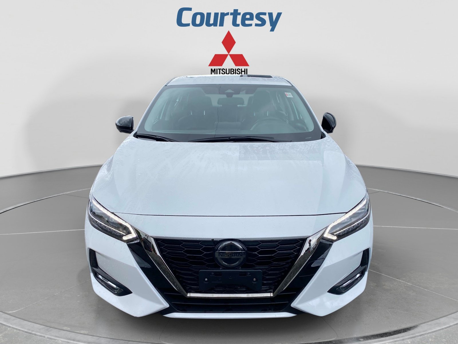 Used 2023 Nissan Sentra SR w/ SR Premium Package FWD image 10