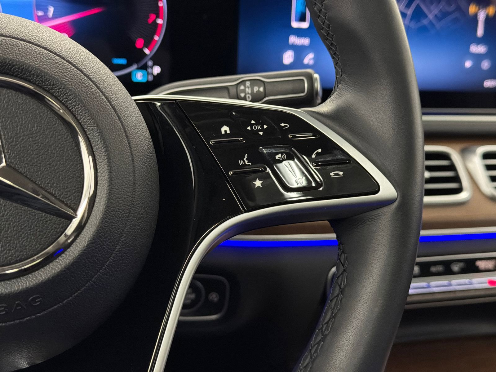 Used 2024 Mercedes-Benz GLE 350 4MATIC image 22