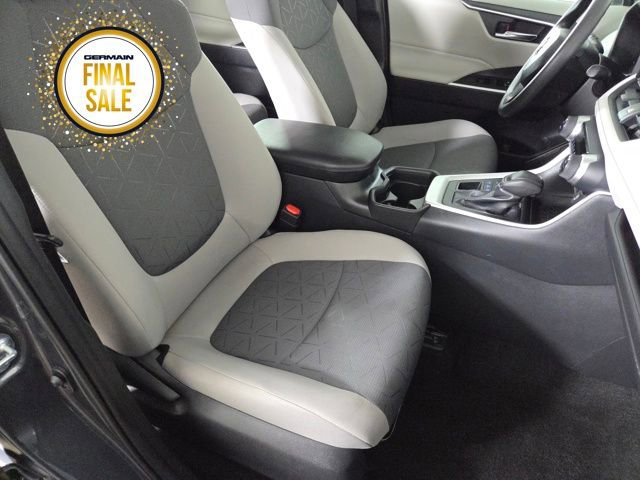 Used 2021 Toyota RAV4 XLE image 26