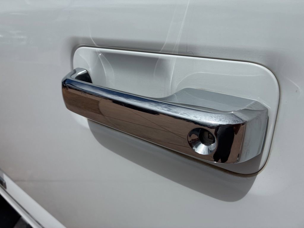 Used 2019 Ford F350 Lariat w/ Chrome Package AWD/4WD image 25