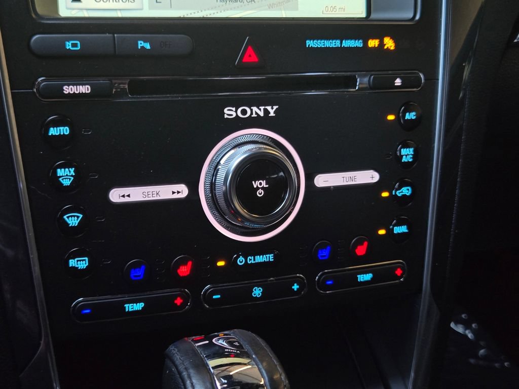 Used 2018 Ford Explorer Sport w/ Equipment Group 401A AWD/4WD image 23