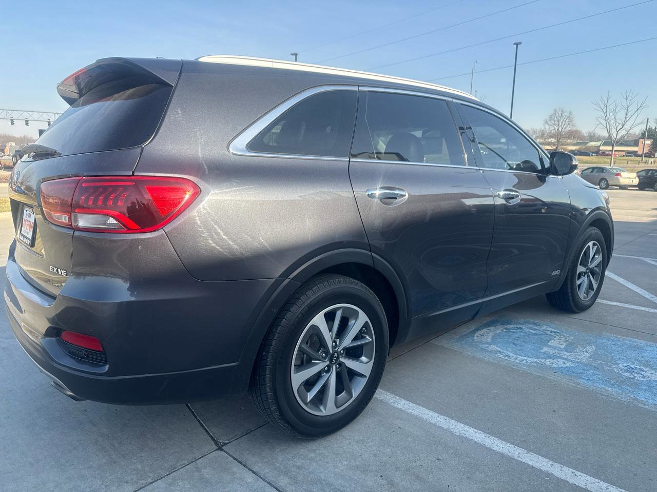 Used 2019 Kia Sorento EX AWD/4WD image 6