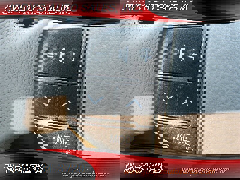 Used 2011 Toyota Avalon Limited image 10