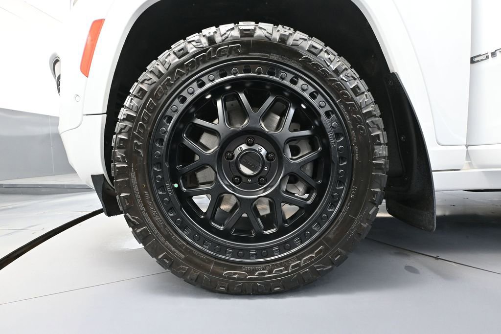 Used 2021 Jeep Grand Cherokee L Overland w/ Advanced Protech Group III image 19