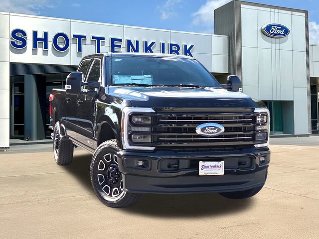 New 2026 Ford F350 Platinum w/ FX4 Off-Road Package
