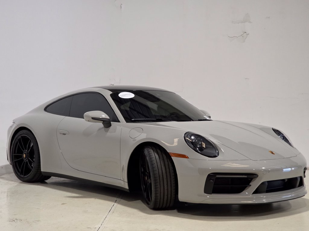 Certified 2023 Porsche 911 Carrera GTS RWD image 7