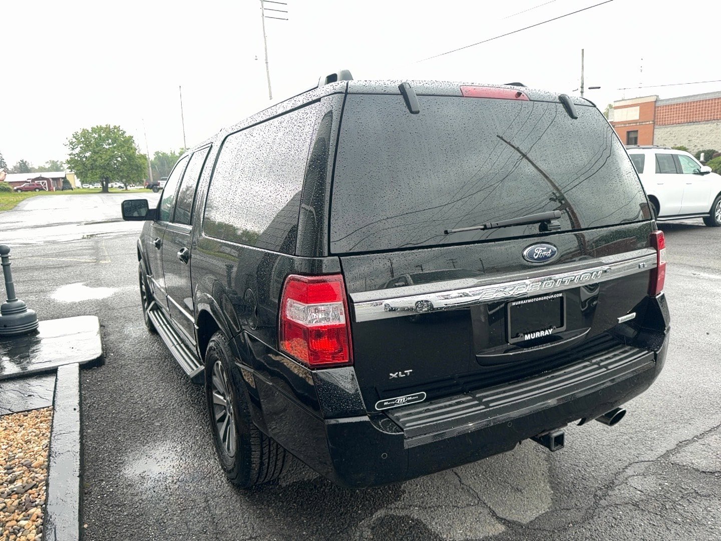 Used 2017 Ford Expedition EL XLT AWD/4WD image 6