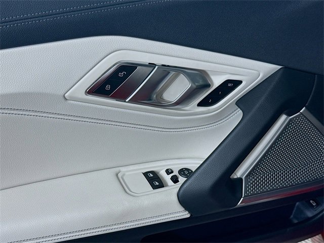 Used 2025 BMW Z4 M40i w/ Premium Package image 20
