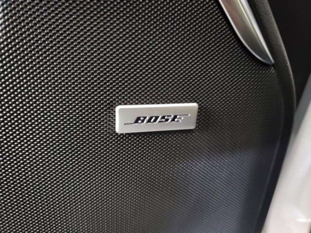 Used 2021 GMC Yukon Denali w/ Denali Premium Package image 18