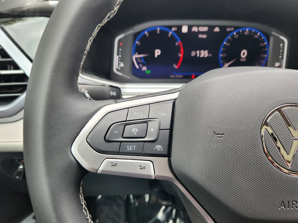 New 2026 Volkswagen Taos SEL AWD/4WD image 16