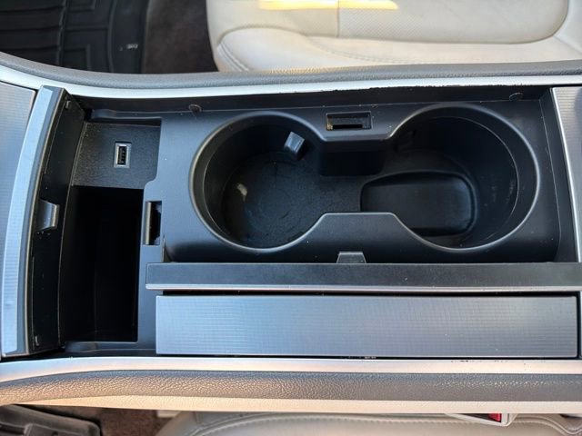 Used 2017 Lincoln MKZ Reserve w/ Climate Package image 31