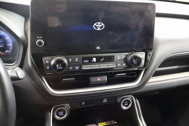 Certified 2024 Toyota Grand Highlander Limited image 20