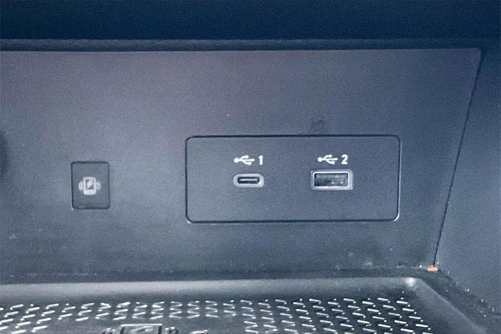 Used 2025 Nissan Pathfinder SL image 34