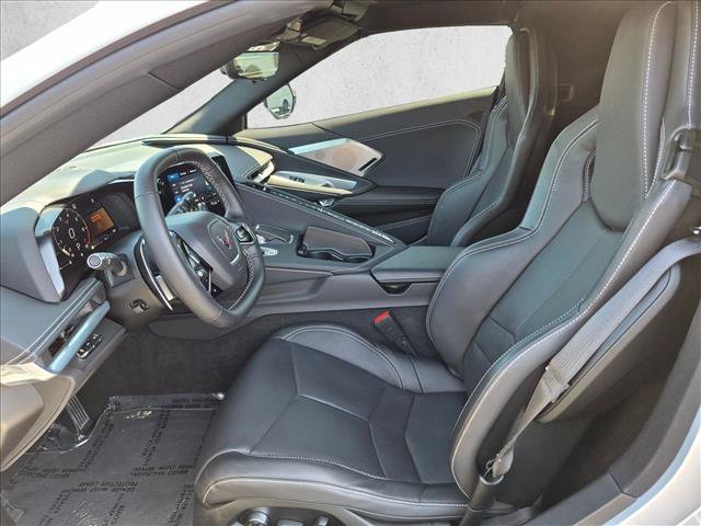 Used 2022 Chevrolet Corvette Stingray Preferred Cpe w/ Z51 Performance Package RWD image 16
