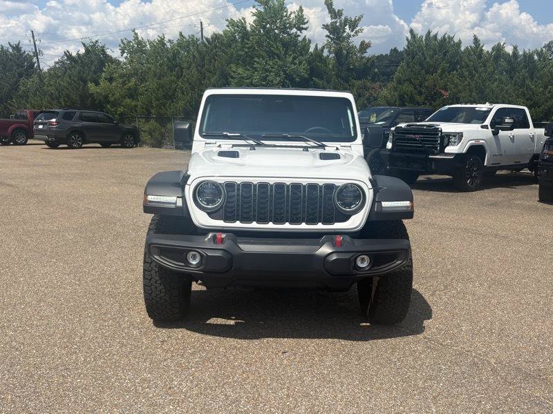 Used 2026 Jeep Wrangler Unlimited Rubicon AWD/4WD image 3