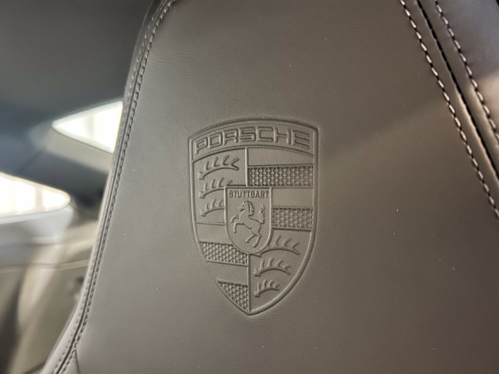 Certified 2025 Porsche 911 Carrera RWD image 6