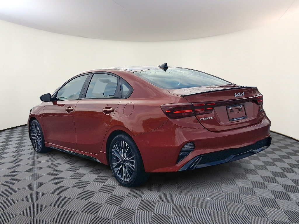 Used 2022 Kia Forte GT-Line w/ GT-Line Premium Package FWD image 7