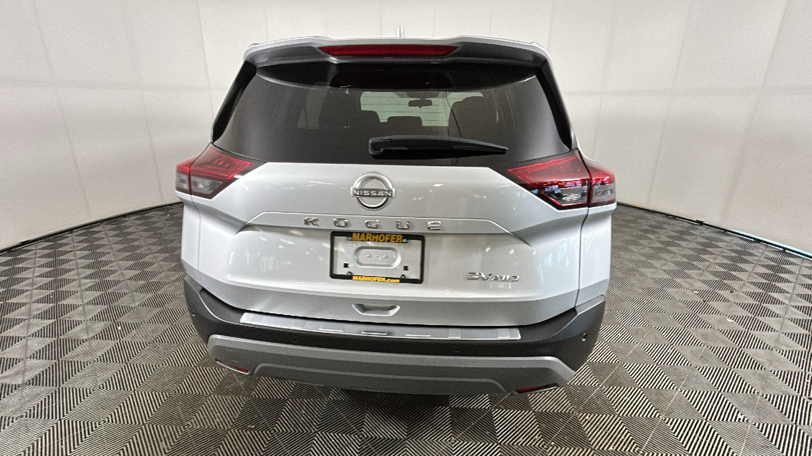 Used 2023 Nissan Rogue SV AWD/4WD image 4