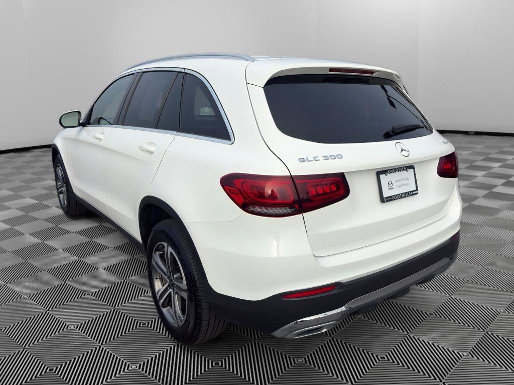 Used 2020 Mercedes-Benz GLC 300 4MATIC image 5