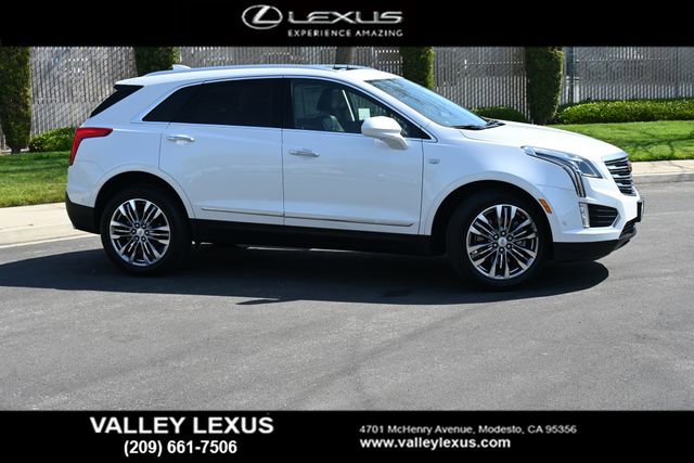 Used 2018 Cadillac XT5 Premium Luxury w/ Driver Assist Package image 3