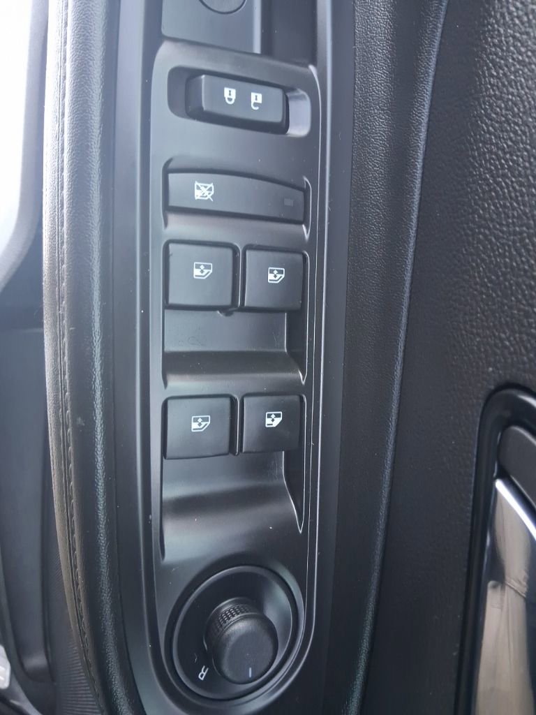 Used 2019 Buick Encore Preferred w/ Safety Package image 19