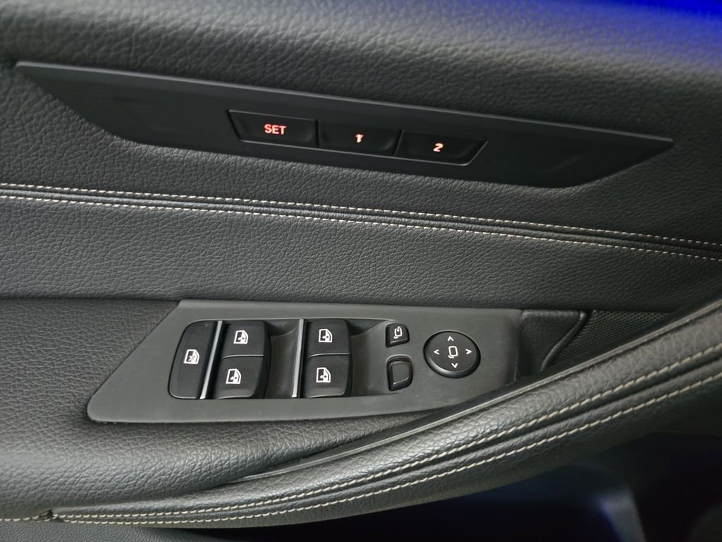 Used 2018 BMW 530e xDrive image 28