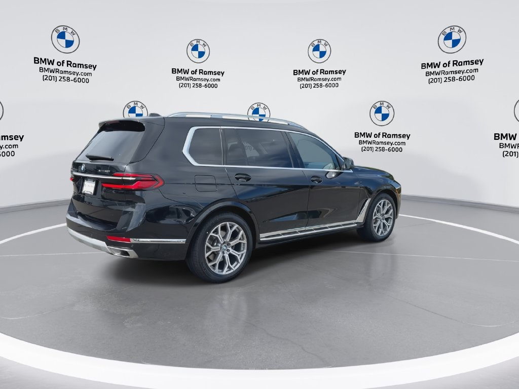 Used 2024 BMW X7 xDrive40i AWD/4WD image 8