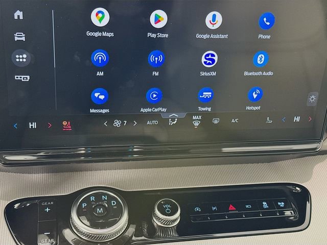 New 2025 Ford Expedition Active image 16