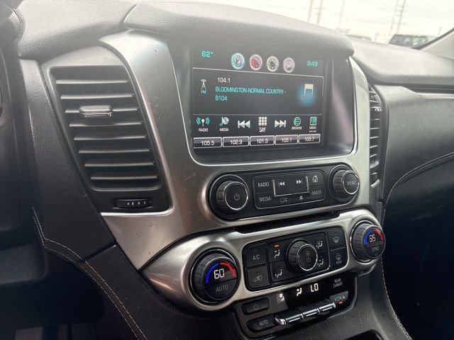 Used 2016 Chevrolet Suburban LS RWD image 12