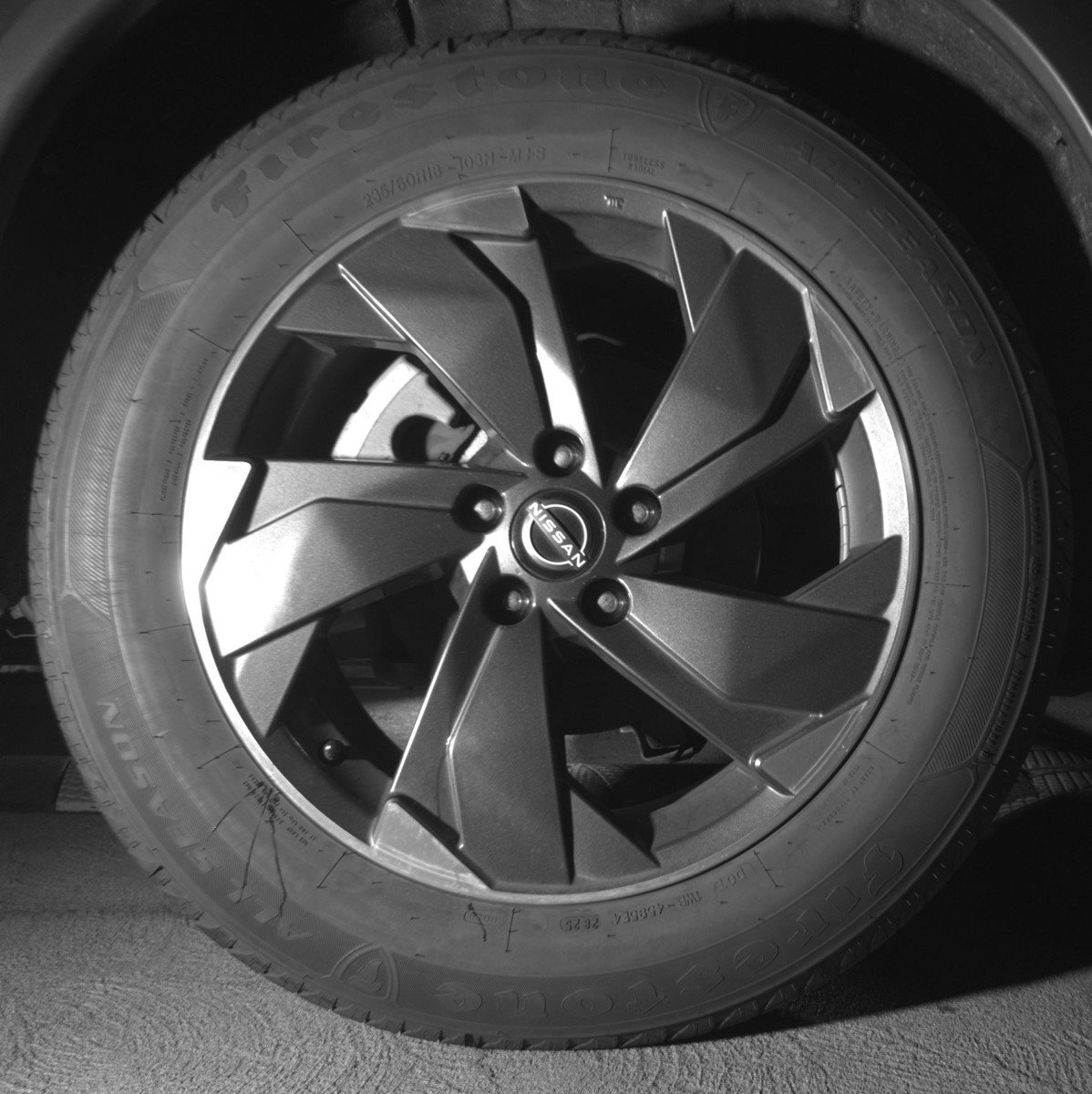 Used 2025 Nissan Rogue SV image 15