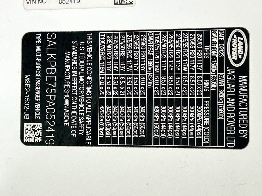 Certified 2023 Land Rover Range Rover Long Wheelbase SE AWD/4WD image 34