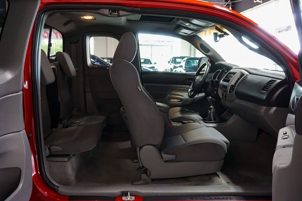 Used 2009 Toyota Tacoma X-Runner RWD image 47