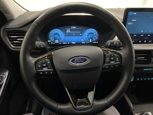 Used 2024 Ford Escape Platinum AWD/4WD image 55