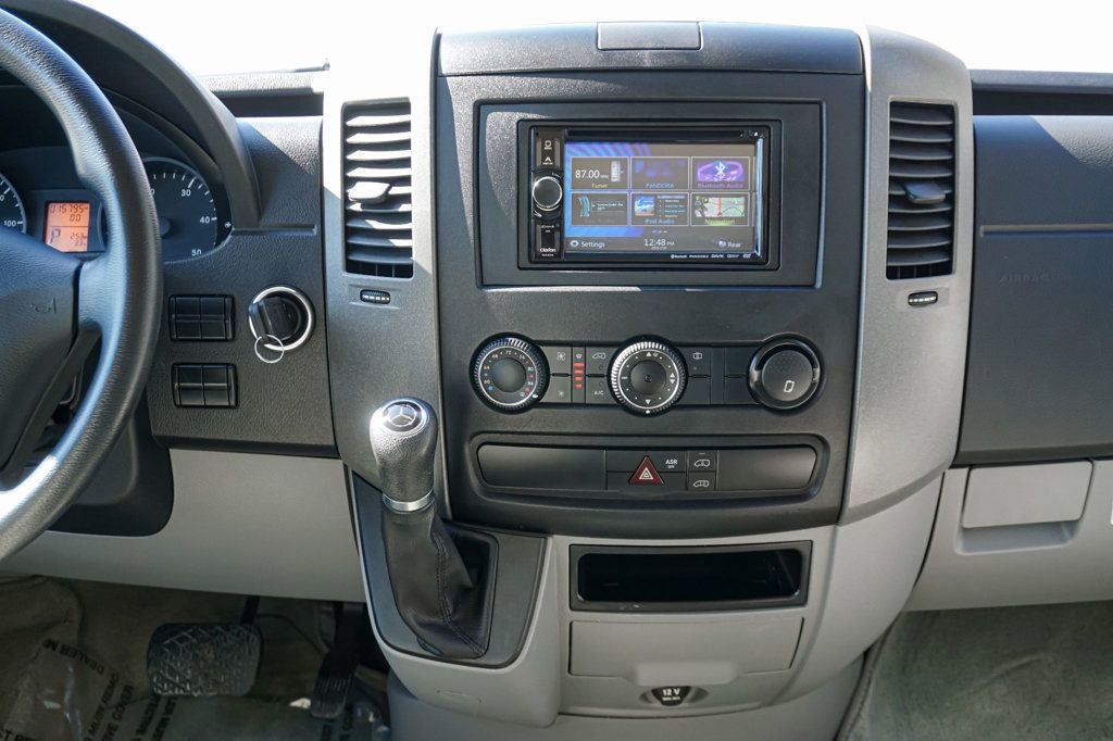Used 2015 Mercedes-Benz Sprinter 2500 image 20
