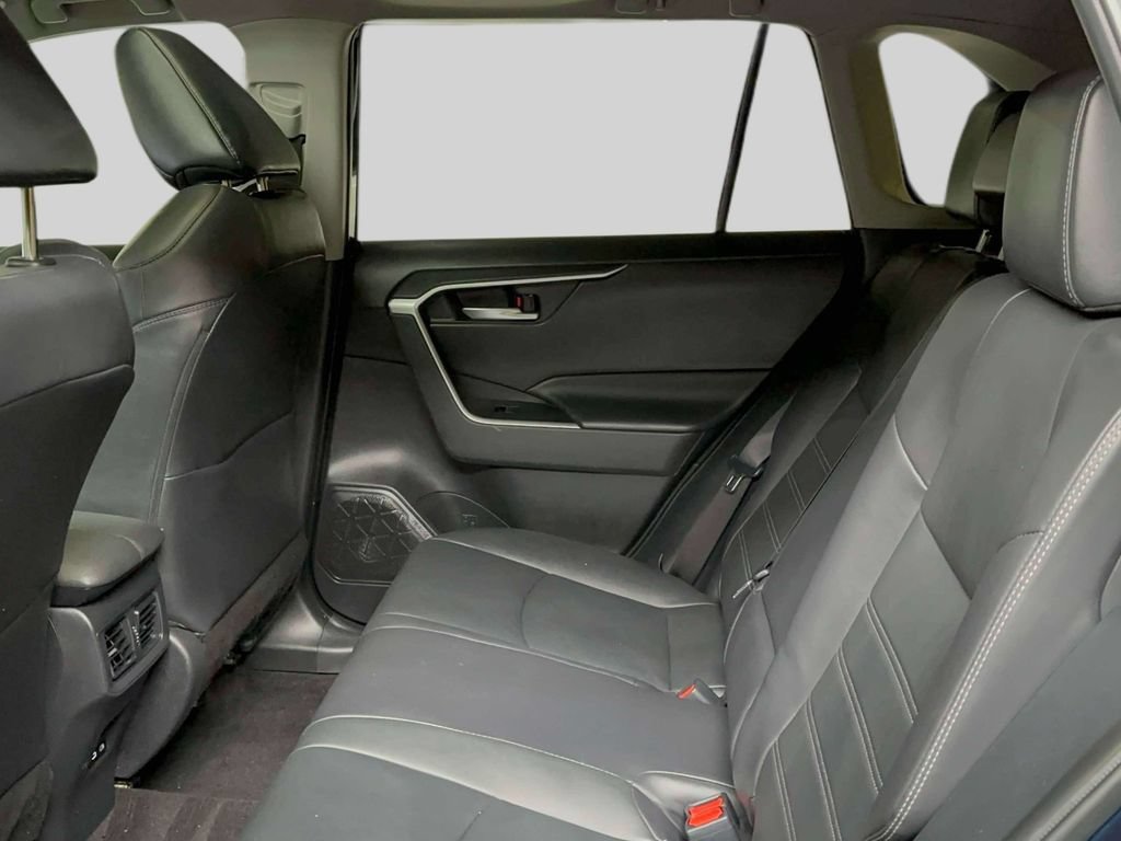 Used 2023 Toyota RAV4 XLE Premium AWD/4WD image 9