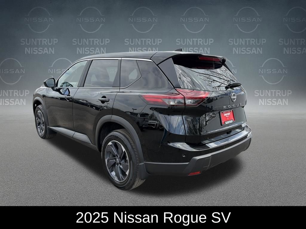 Used 2025 Nissan Rogue SV image 3
