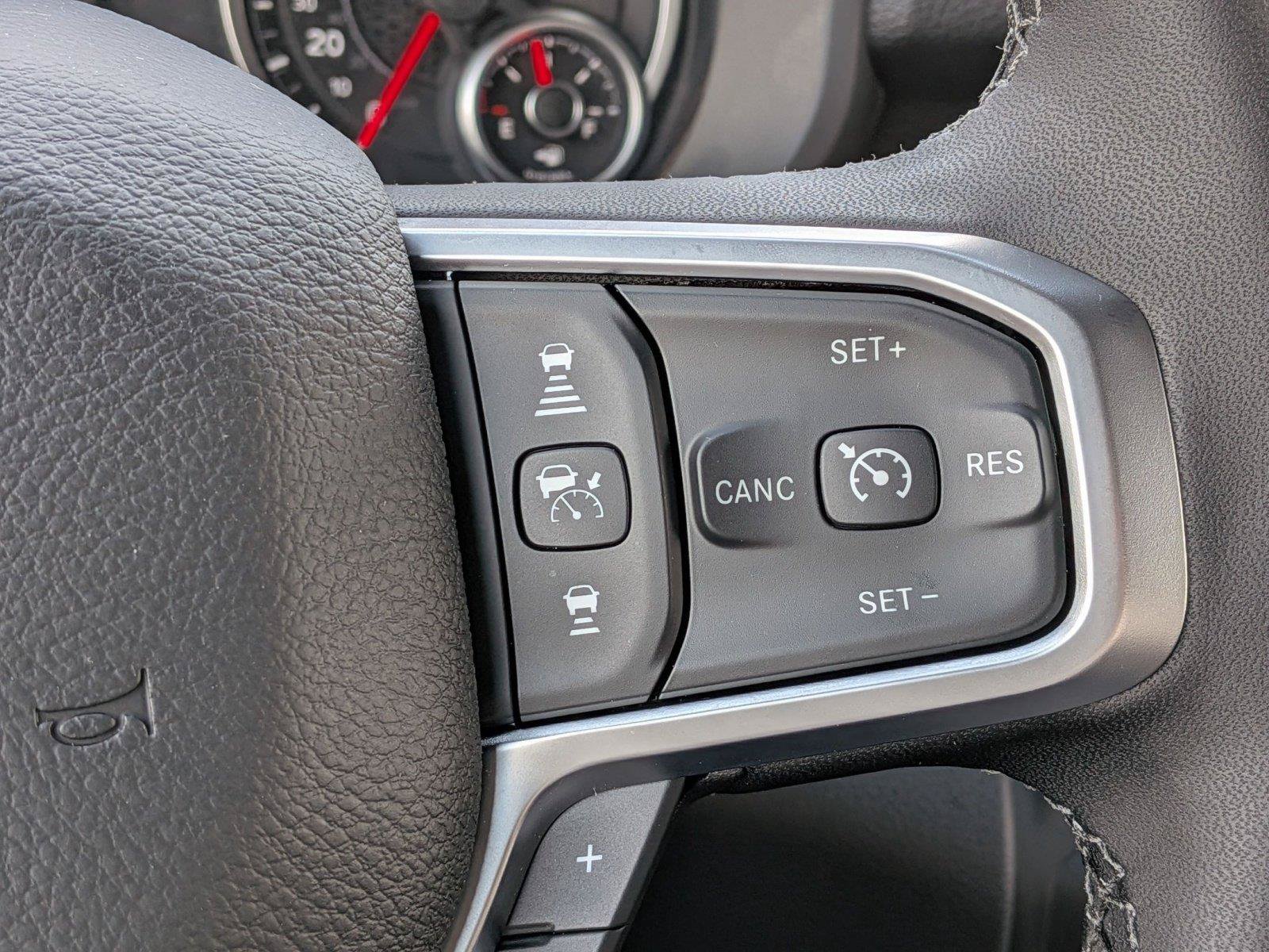 New 2026 RAM 2500 Big Horn AWD/4WD image 24